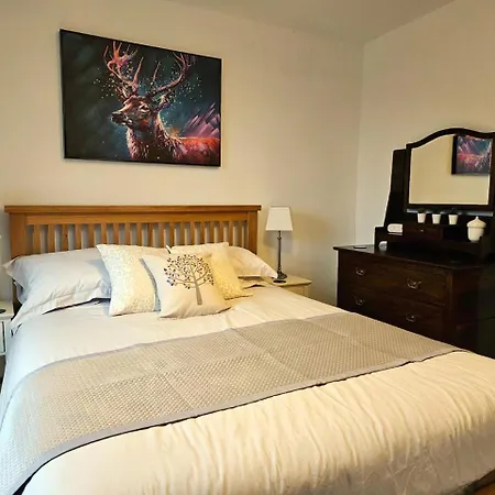 Jubilee In The Yorkshire Dales * 세틀